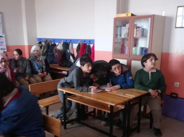 7. Sınıf Öğrencileri "Kelime Oyunu" ile Türkçe Dersindeki Bilgilerini Sınadı
